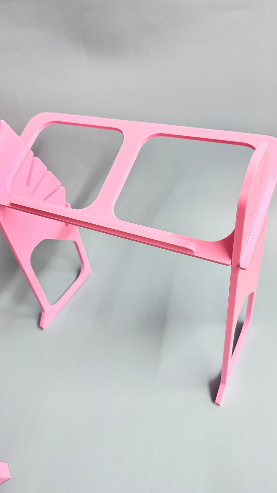 Adjustable Phone & Tablet Stand – 8-18 Angles for Makers, Crafters & Content Creators