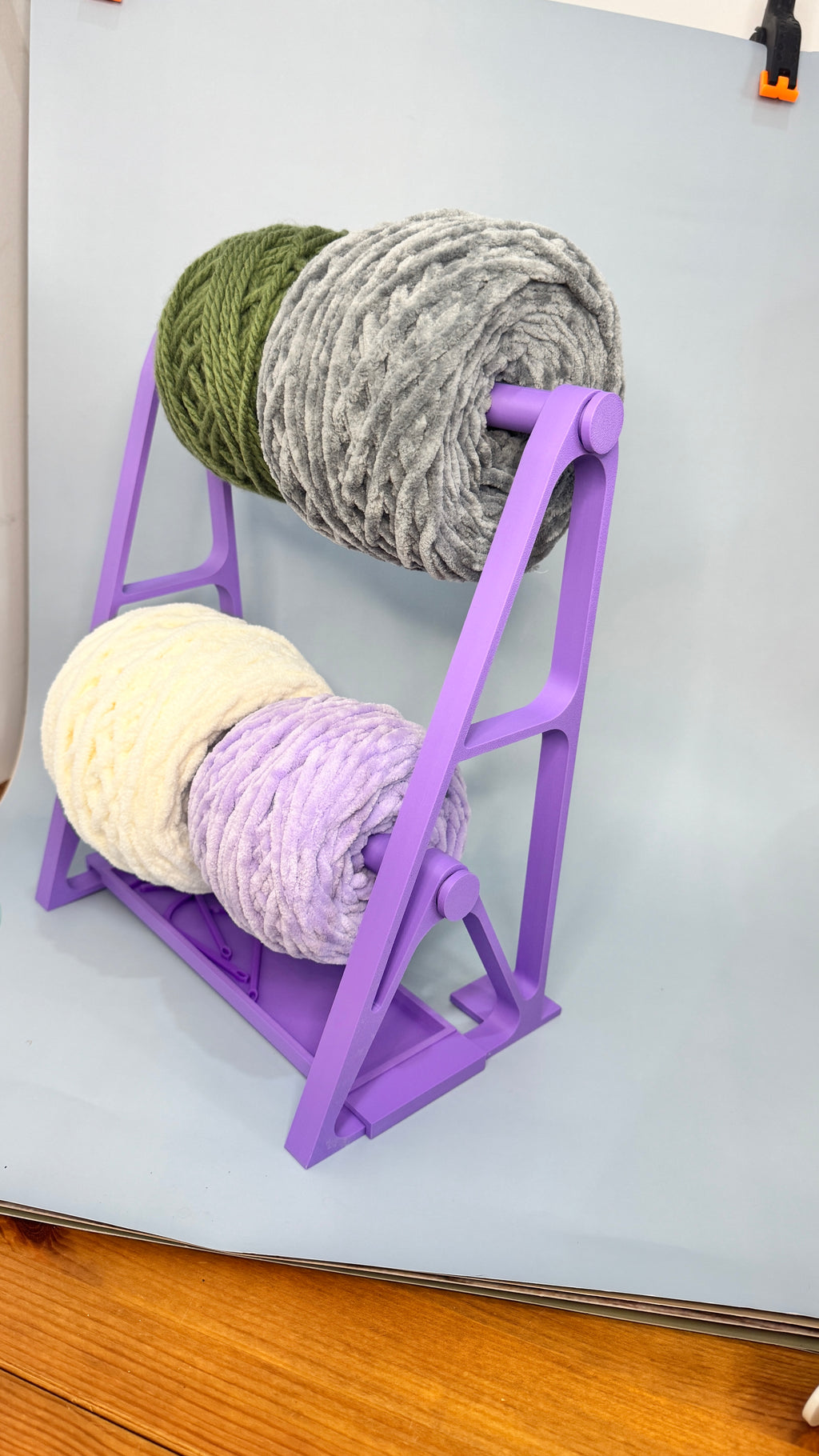 Horizontal Dual Yarn Spinner with Storage Base – Double the Yarn, Half the Hassle!