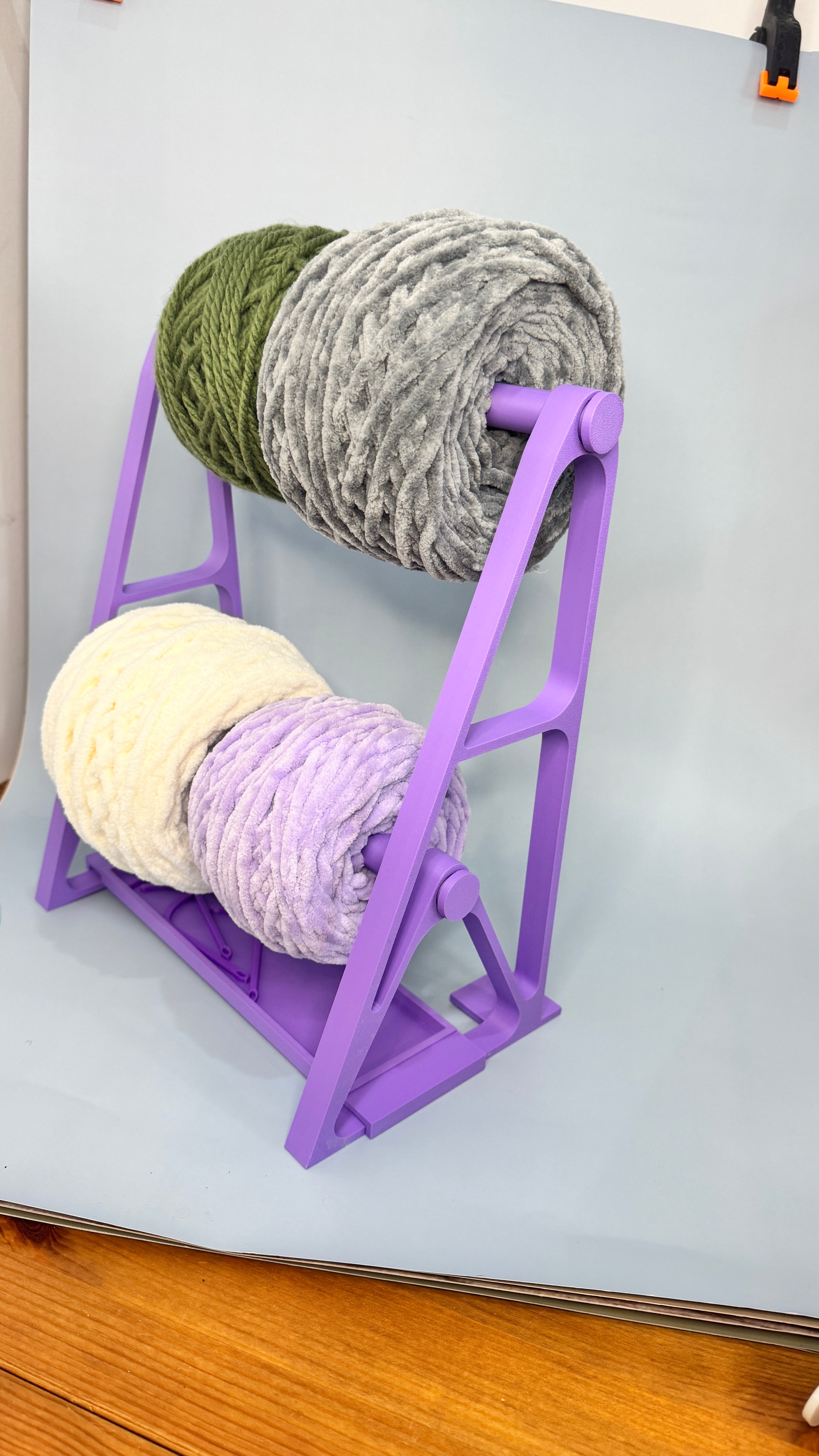 Horizontal Dual Yarn Spinner with Storage Base – Double the Yarn, Half the Hassle!