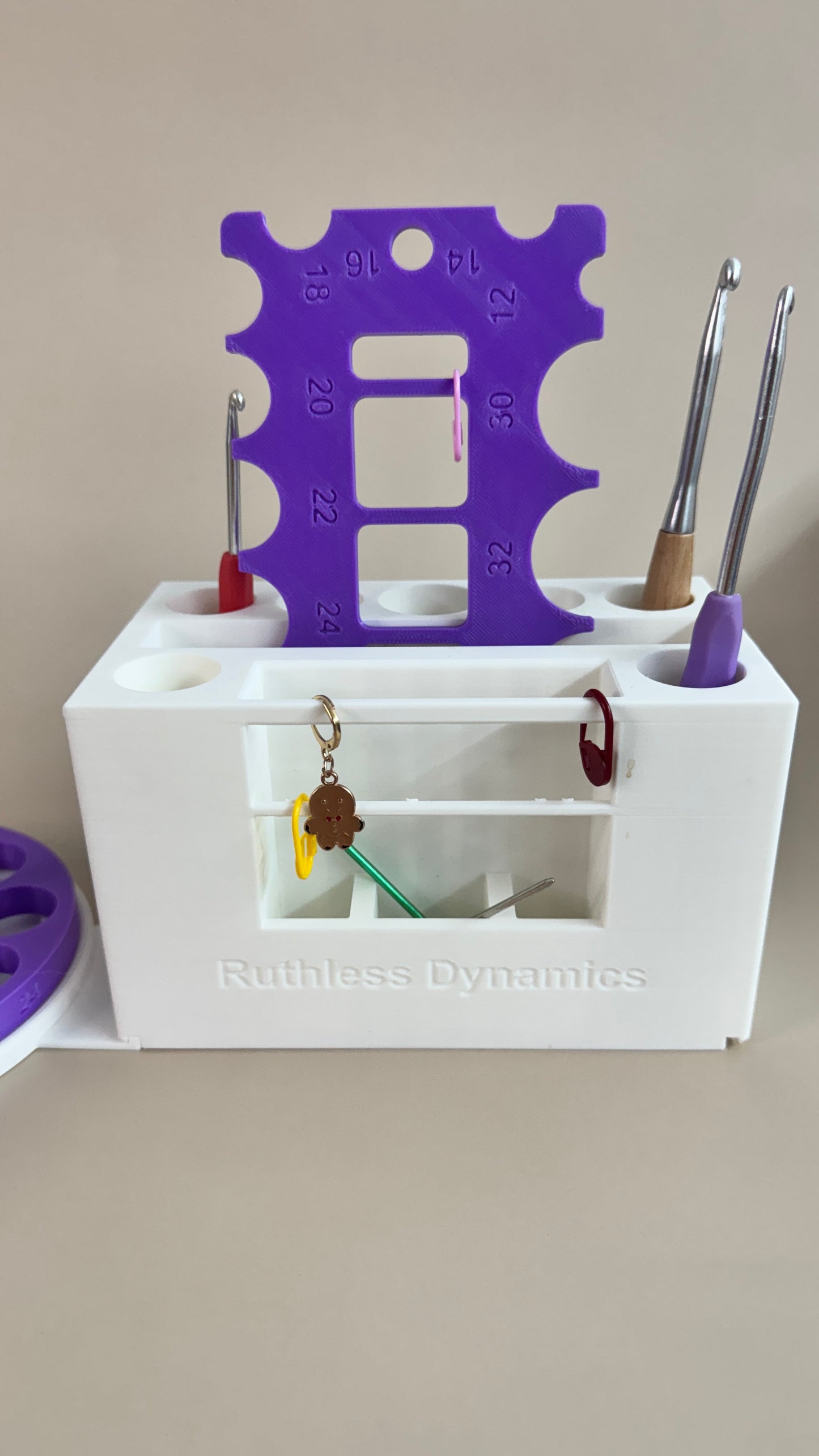 Crochet hook storage X Eye sizer X Stitch Marker Holder X Darning needle storage