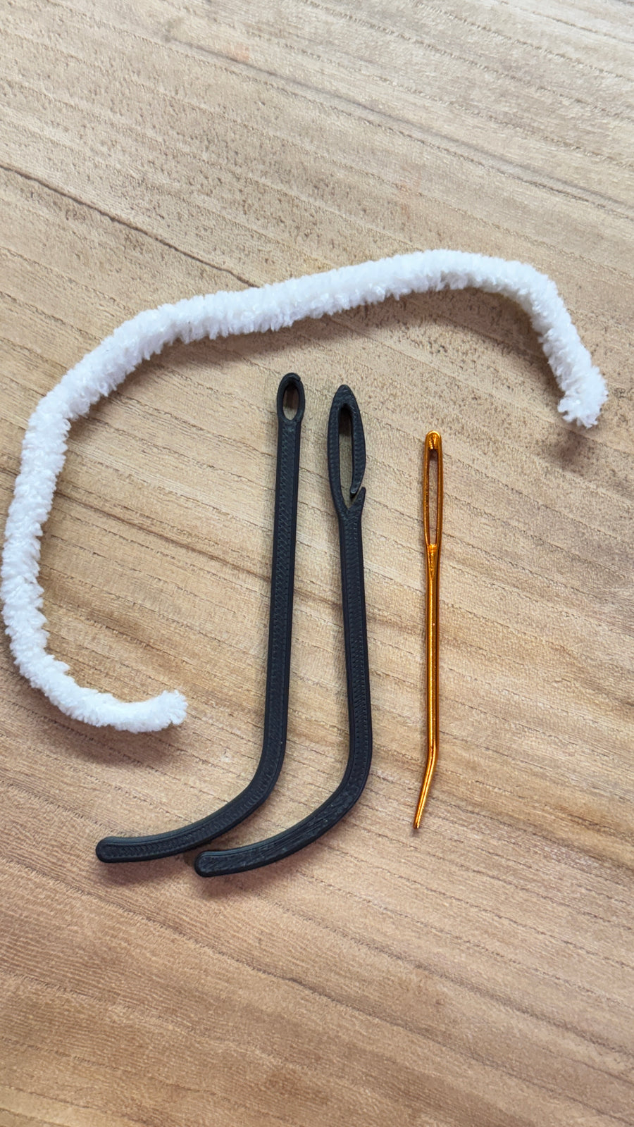 Self Threading Darning Needles for Blanket Yarn & Chenille - Smooth Large Eye Needles for Crochet & Yarn Projects