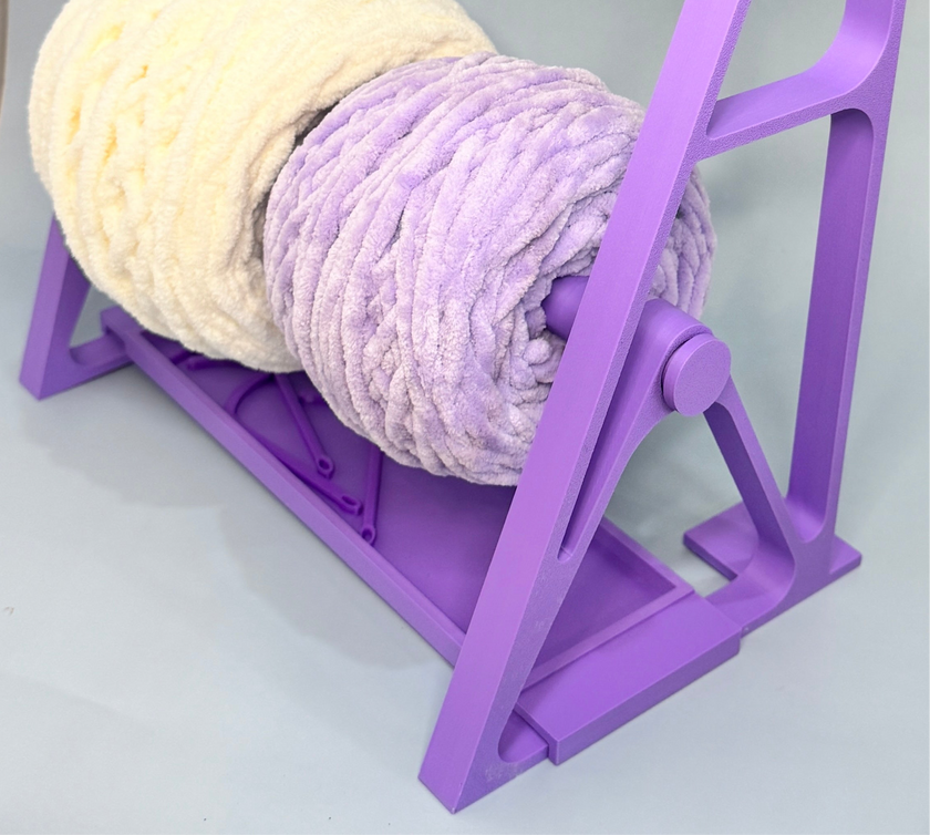 Horizontal Quad Yarn Spinner with Storage Base – 4x the Yarn