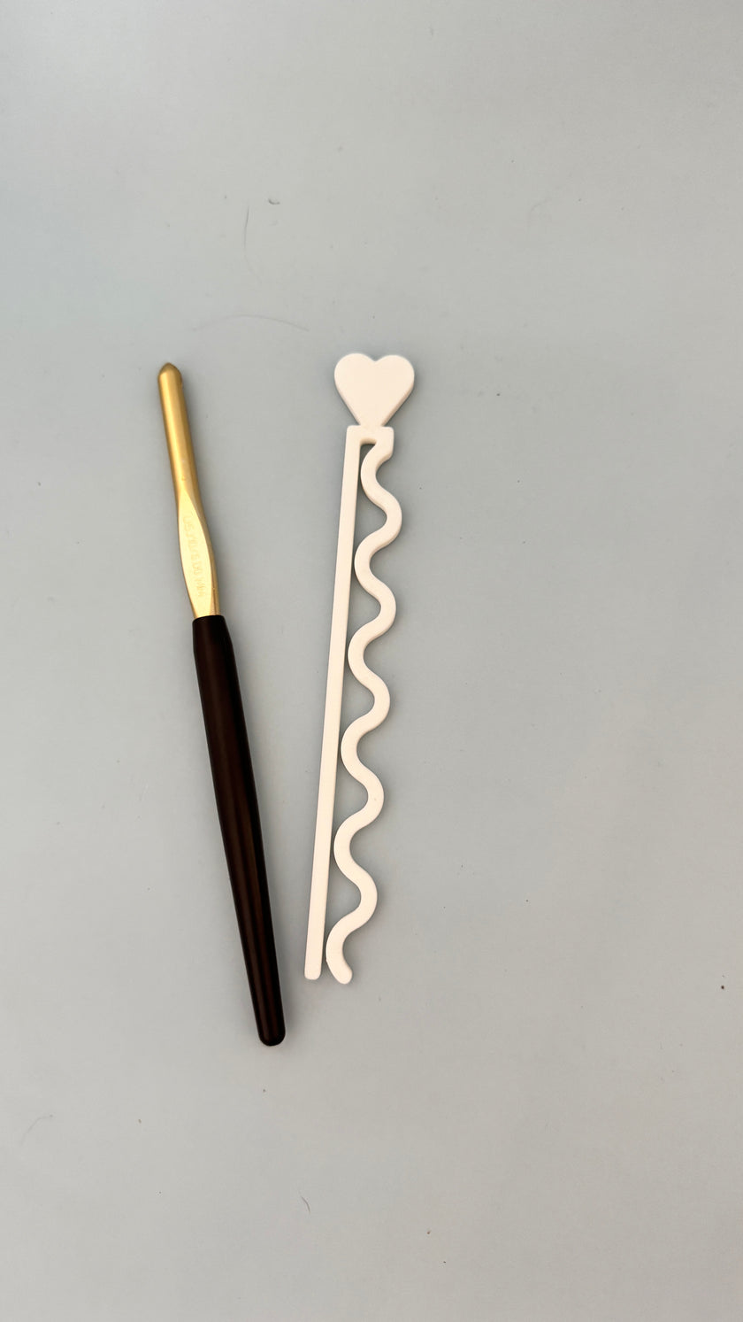 3-in-1 AMI Stick - Project Holder, Yarn End Keeper & Hair Clip