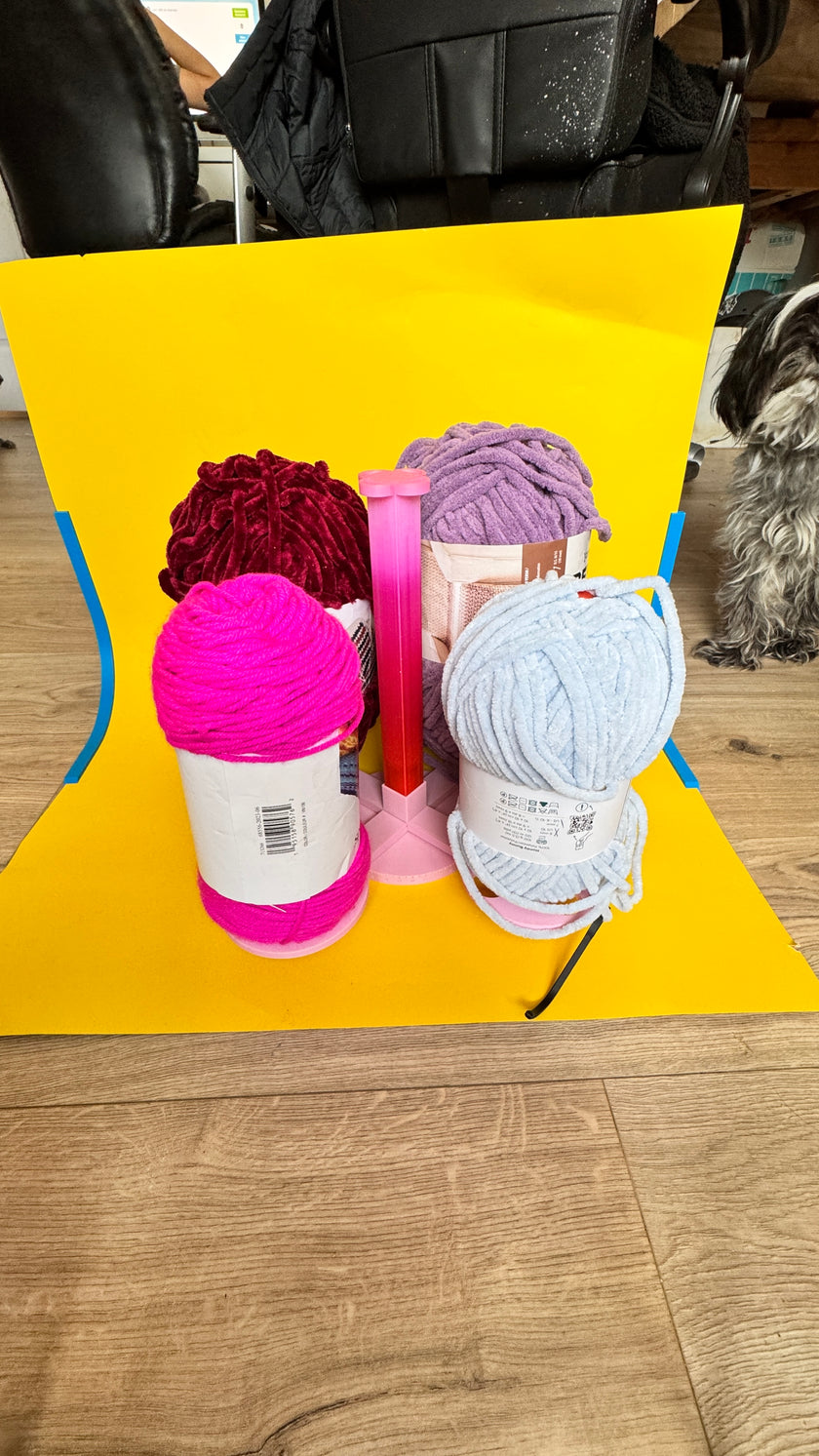 Poster Board Holder for Photos & Video Backdrops – 3D Printed, Lightweight Display Stand