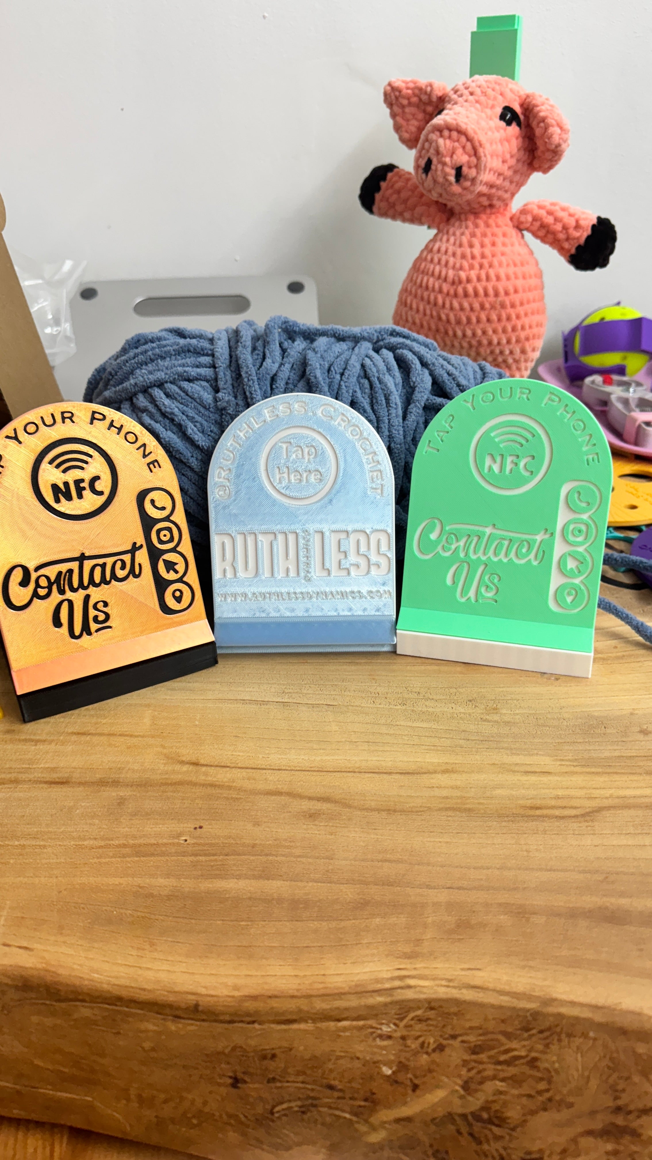 Tap Me NFC Stand – Custom Smart Tag for Makers