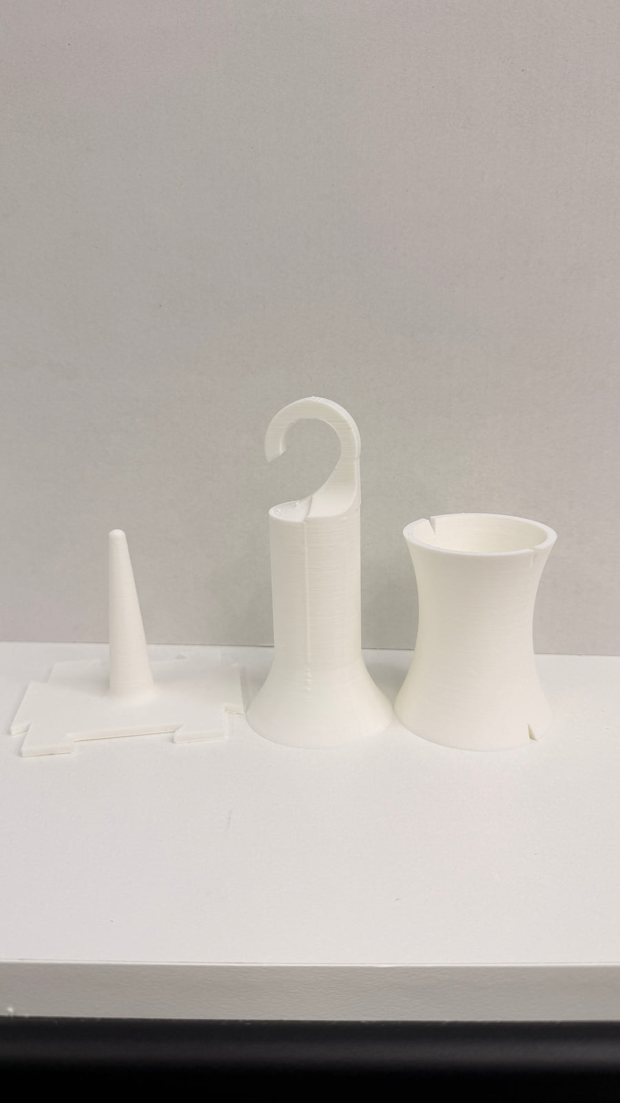 Hangable Spinning Yarn Bobbins - Modular Colorwork Yarn Management System for Crochet & Knitting