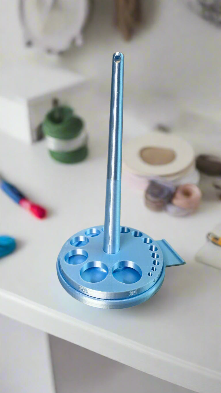 Portable / table yarn spinner, with eye sizer and mini storage base