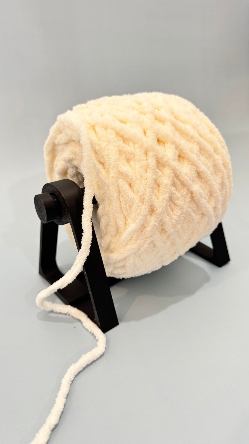 MINI Horizontal Yarn Spinner with Storage Base – Compact Tangle-Free Yarn Holder!