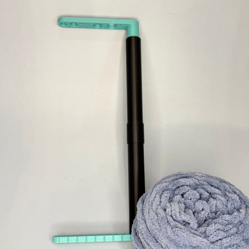 Pocket Yarn Spinner – Hang, Spin, or Display Anywhere!