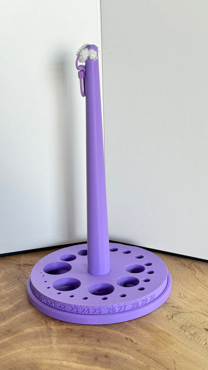 Portable / table yarn spinner, with eye sizer and mini storage base